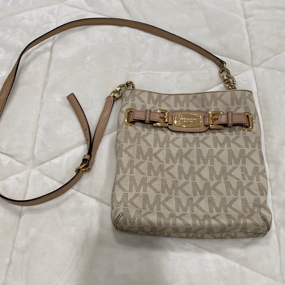 Michael Kors Cross body